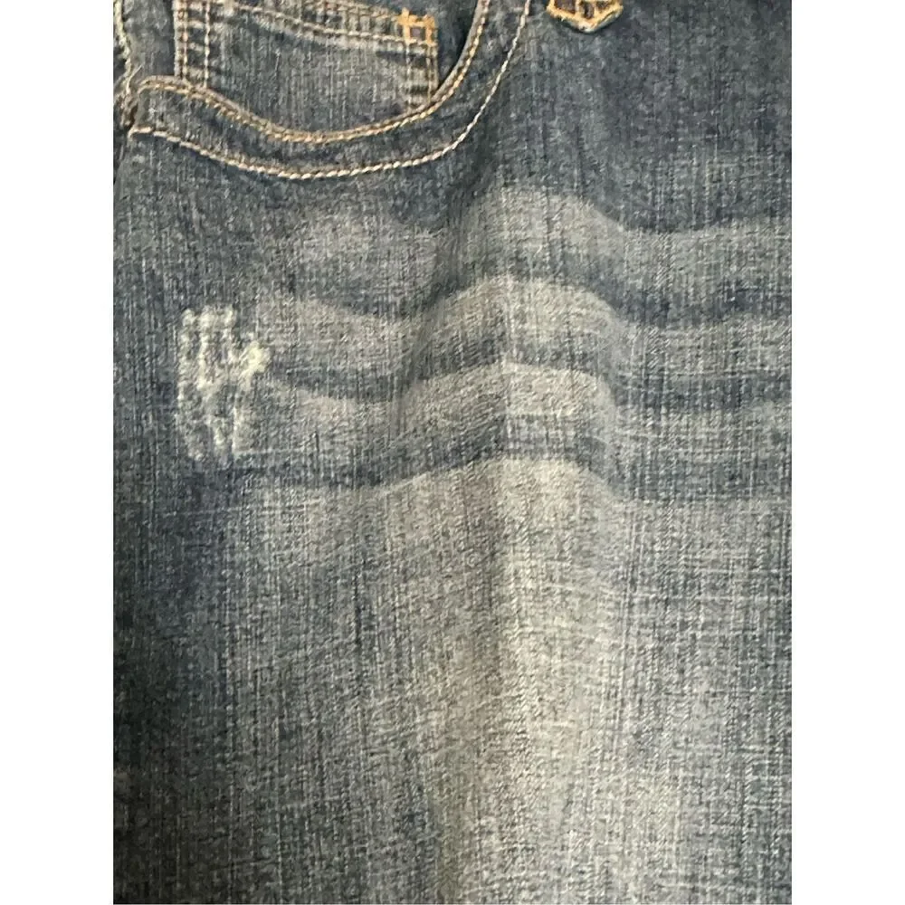 So Blue Mid-rise Distressed Zip Fly Cuffed Jean Denim Shorts Ladies Size 17